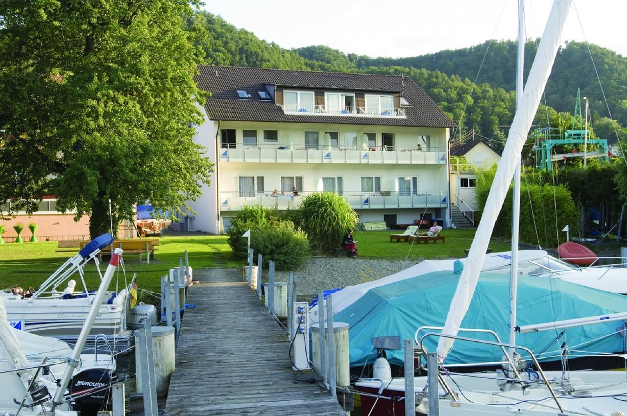 Hotel Pension Cafe Hasler ボートマン・ルートヴィヒスハーフェン エクステリア 写真