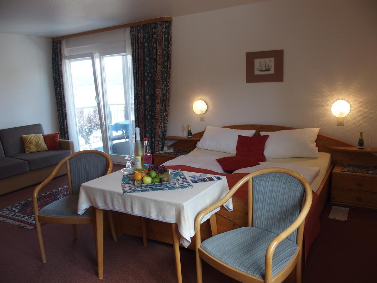 Hotel Pension Cafe Hasler ボートマン・ルートヴィヒスハーフェン エクステリア 写真